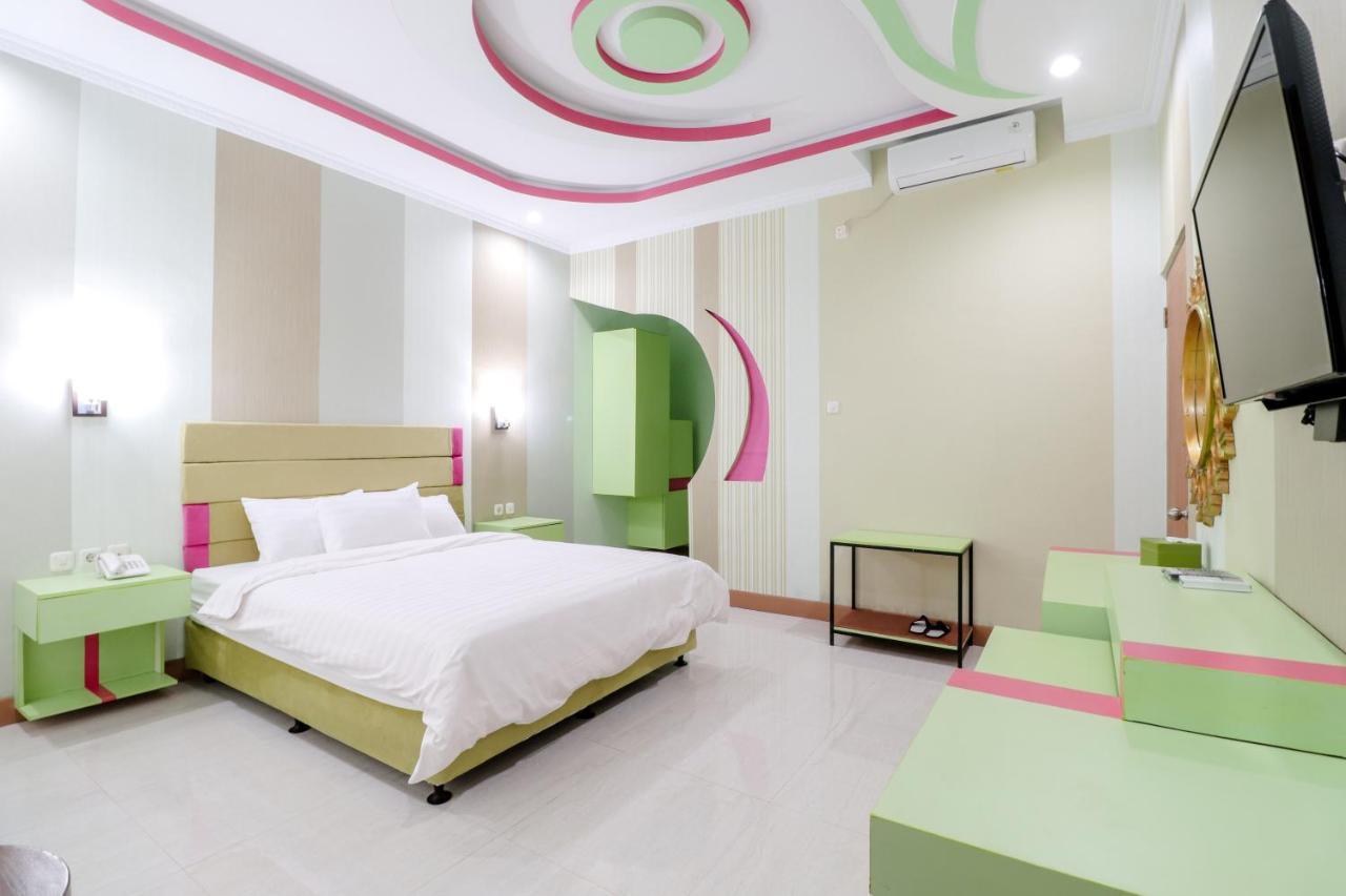 Sartini Inn Jogja Yogyakarta Luaran gambar