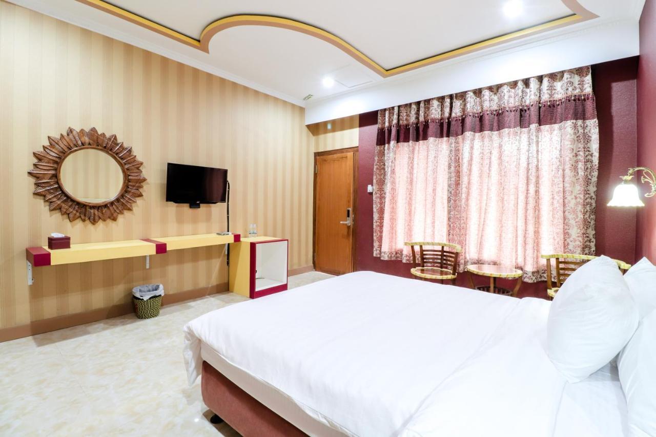 Sartini Inn Jogja Yogyakarta Luaran gambar