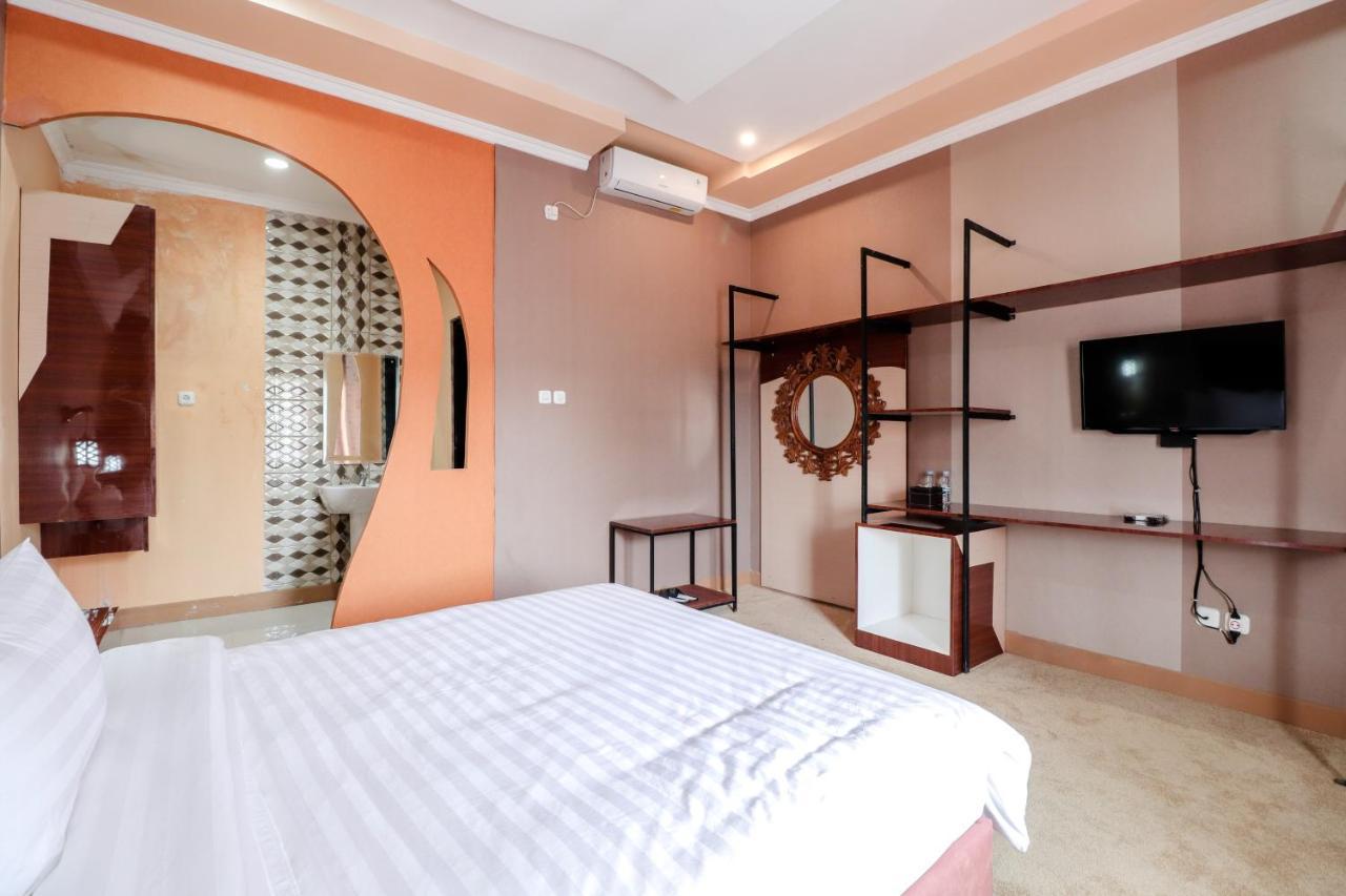 Sartini Inn Jogja Yogyakarta Luaran gambar