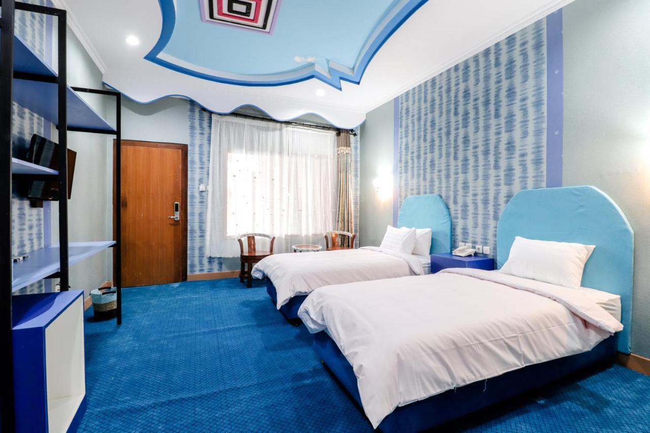 Sartini Inn Jogja Yogyakarta Luaran gambar